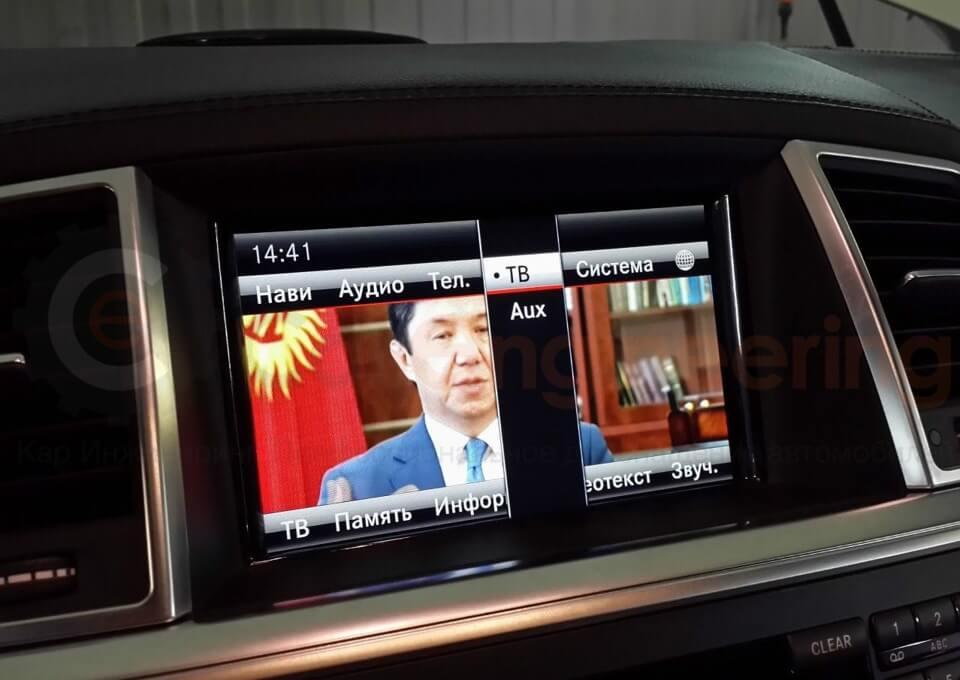 Телевидение в авто Mercedes S500