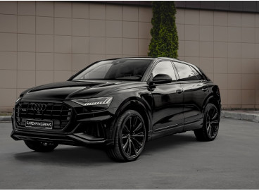 Оклейка Audi Q8 антигравийной пленкой